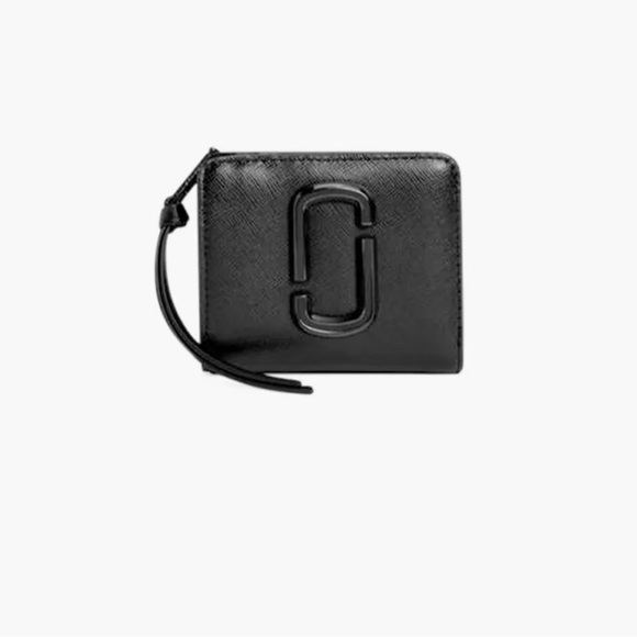 Marc Jacobs Handbags - NWT THE SNAPSHOT DTM MINI COMPACT LEATHER WALLET BLACK (M0014986)